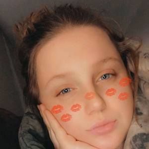 Meet your Posher, Destiny